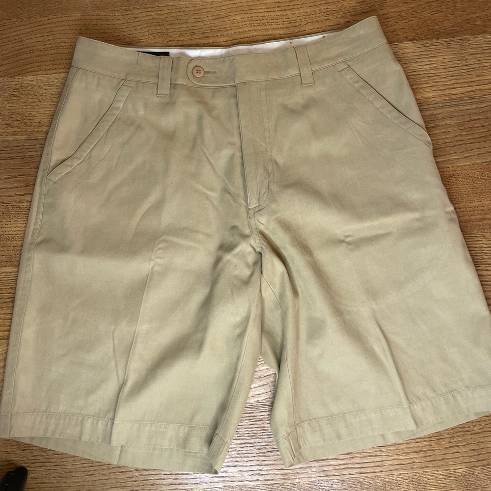 Orvis silk cotton blend signature shorts. Size 32